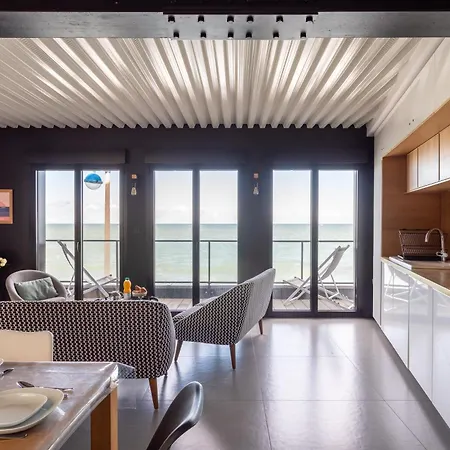 Holiday home Demoiselles De La Digue