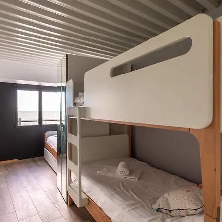Demoiselles De La Digue Holiday home *